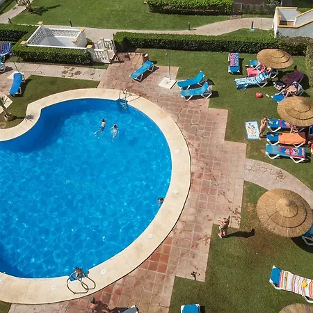 Marina De La Duquesa 849 *